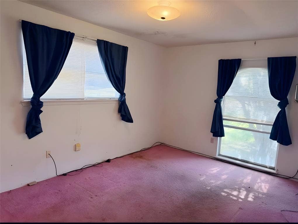 148 Crockett Lane, Hewitt, TX 76643 15 1/2 feet by 10 feet bedroom has a view of the mature crepe myrtle right outside the window.