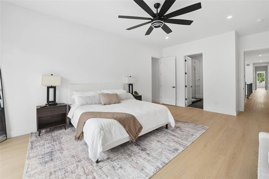 1827 Pollard Street, Dallas, TX 75208 1827 Pollard Street, Dallas, TX 75208