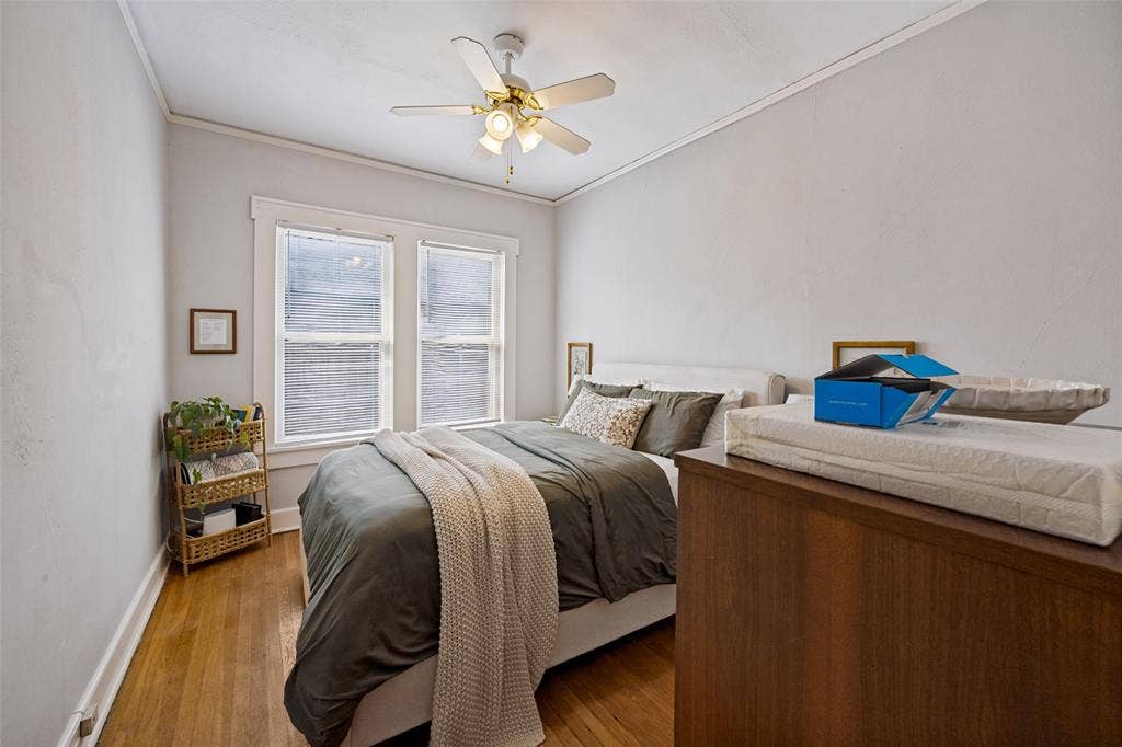 2619 S Adams, Fort Worth, TX 76110