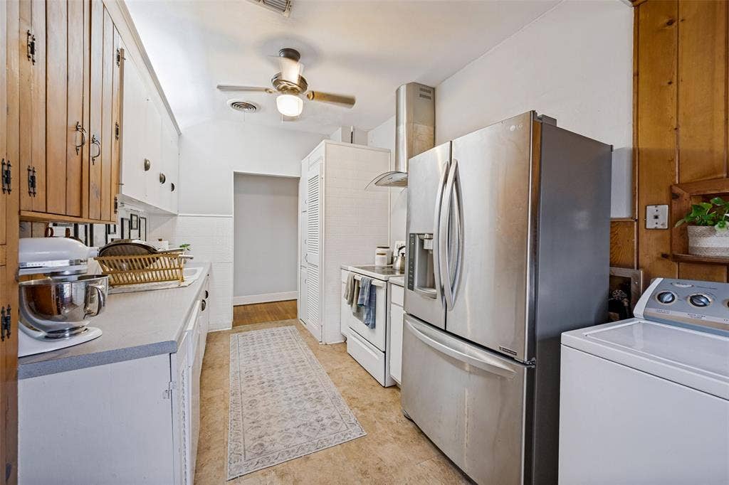 2619 S Adams, Fort Worth, TX 76110