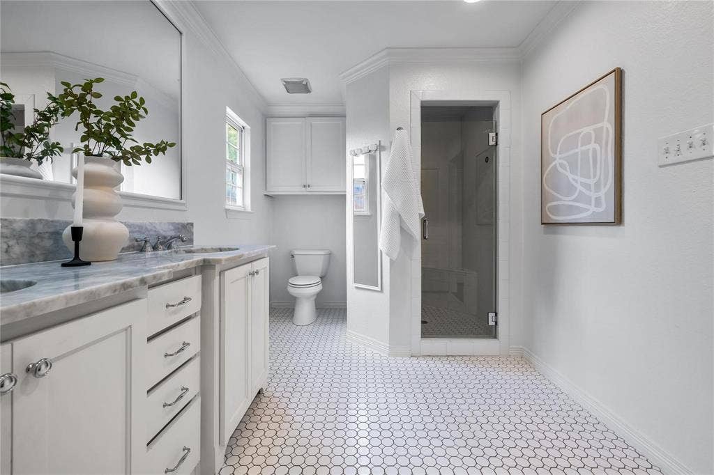 5018 Wateka Drive, Dallas, TX 75209 5018 Wateka Drive, Dallas, TX 75209