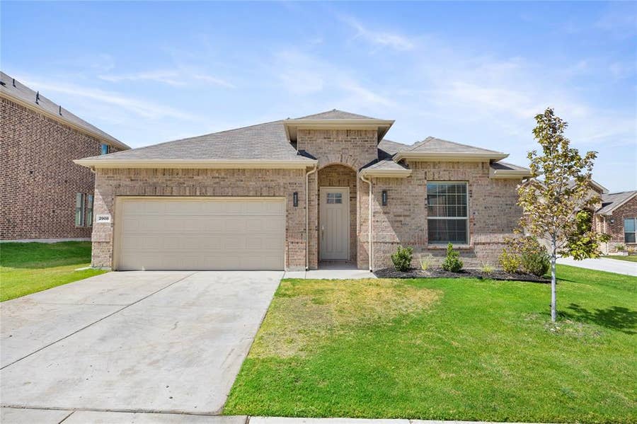 Property photo for 2908 Edgerton Road, Fort Worth, TX