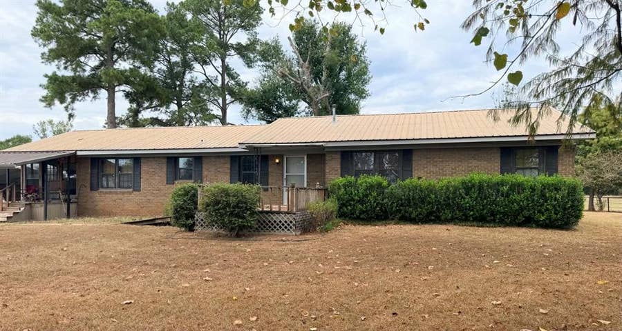 Property photo for 216 lenton cut off Road, Shongaloo, LA