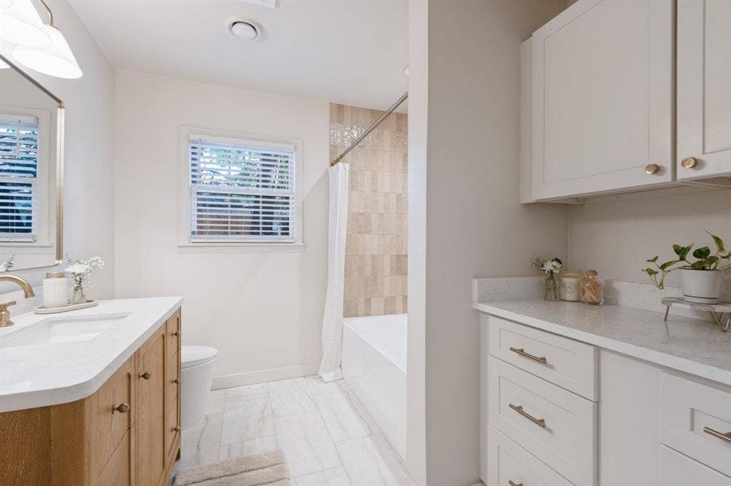 2013 Huntington Lane, Fort Worth, TX 76110