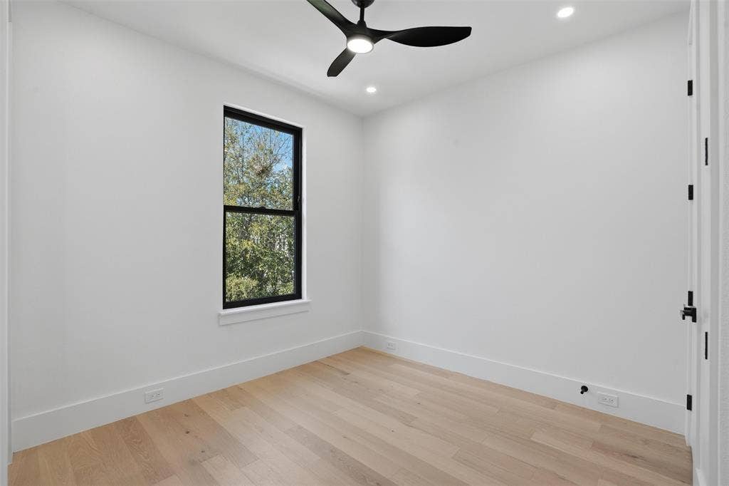 4526 Cabell Drive, #102, Dallas, TX 75204 4526 Cabell Drive, #102, Dallas, TX 75204