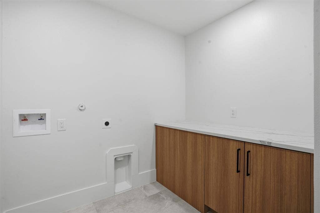4526 Cabell Drive, #102, Dallas, TX 75204 4526 Cabell Drive, #102, Dallas, TX 75204