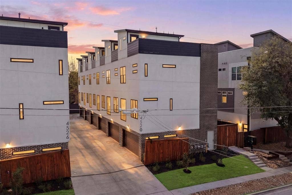 4526 Cabell Drive, #102, Dallas, TX 75204 4526 Cabell Drive, #102, Dallas, TX 75204