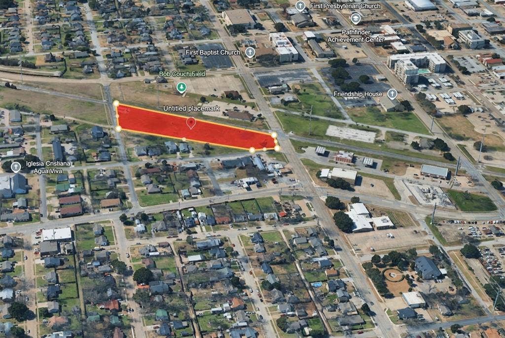 600 W Avenue D, Garland, TX 75040 Aerial Map. Highlighting the property boundaries within a developed area