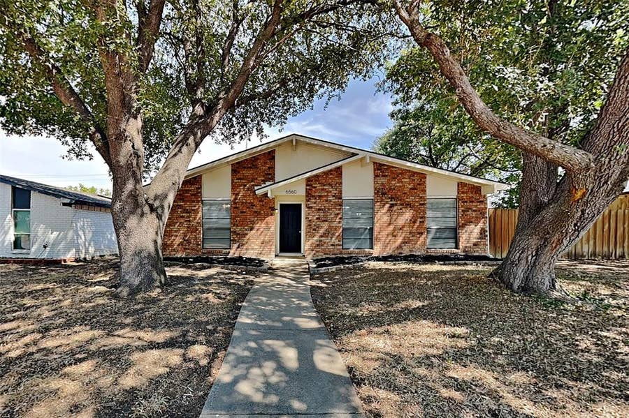 Property photo for 6560 Chinaberry Trail, Plano, TX