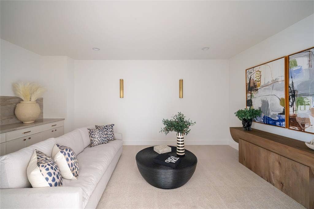 6222 Monticello Avenue, Dallas, TX 75214