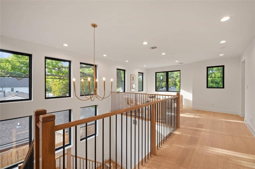 6222 Monticello Avenue, Dallas, TX 75214
