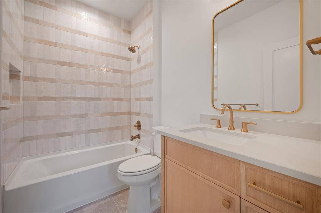 6222 Monticello Avenue, Dallas, TX 75214