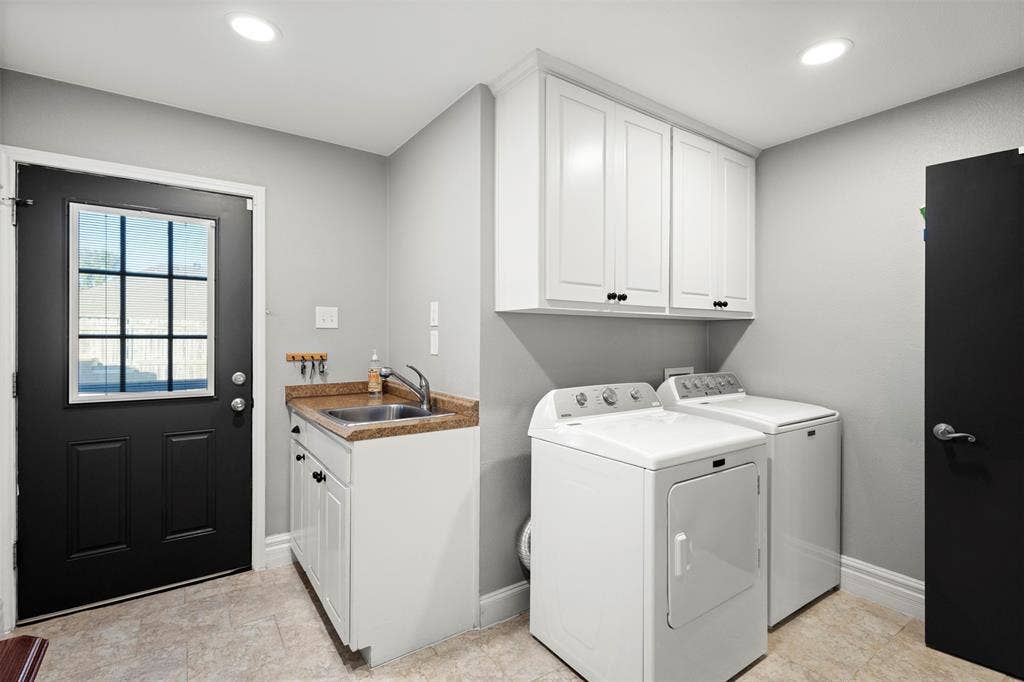 Utility with Built-In Sink