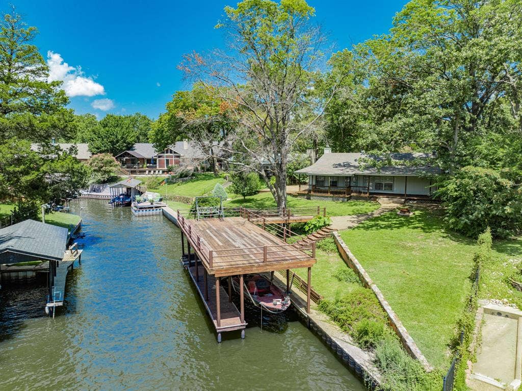 102 Northwood Place, Enchanted Oaks, TX 75156 102 Northwood Place, Enchanted Oaks, TX 75156