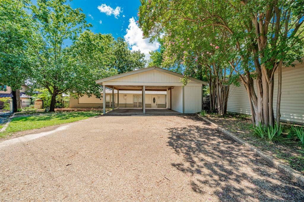 102 Northwood Place, Enchanted Oaks, TX 75156 102 Northwood Place, Enchanted Oaks, TX 75156