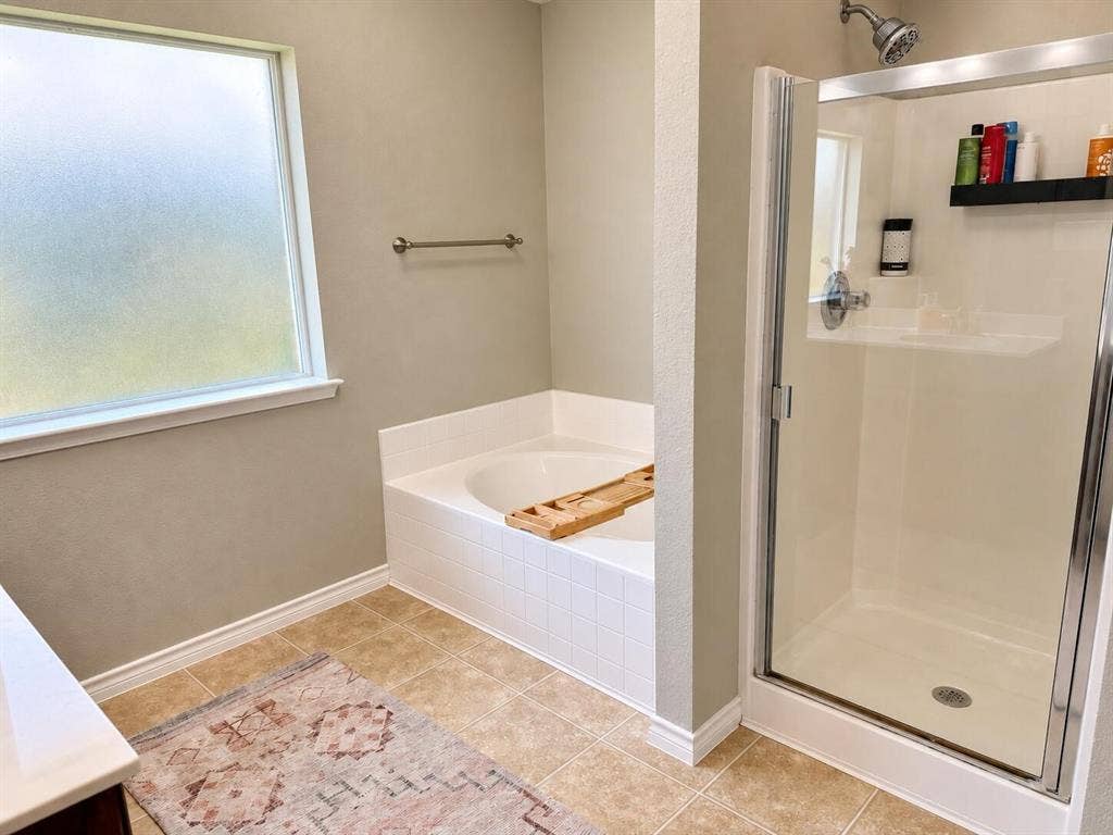224 Spring Hollow Drive, Saginaw, TX 76131 224 Spring Hollow Drive, Saginaw, TX 76131