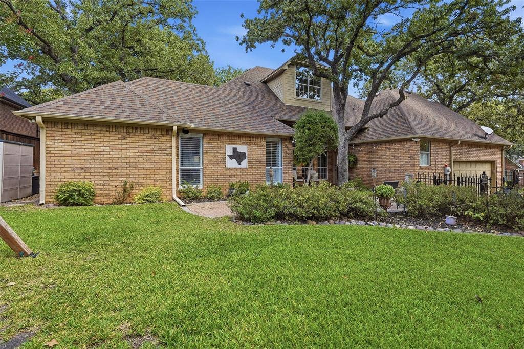 924 Ridge Court, Keller, TX 76248 924 Ridge Court, Keller, TX 76248