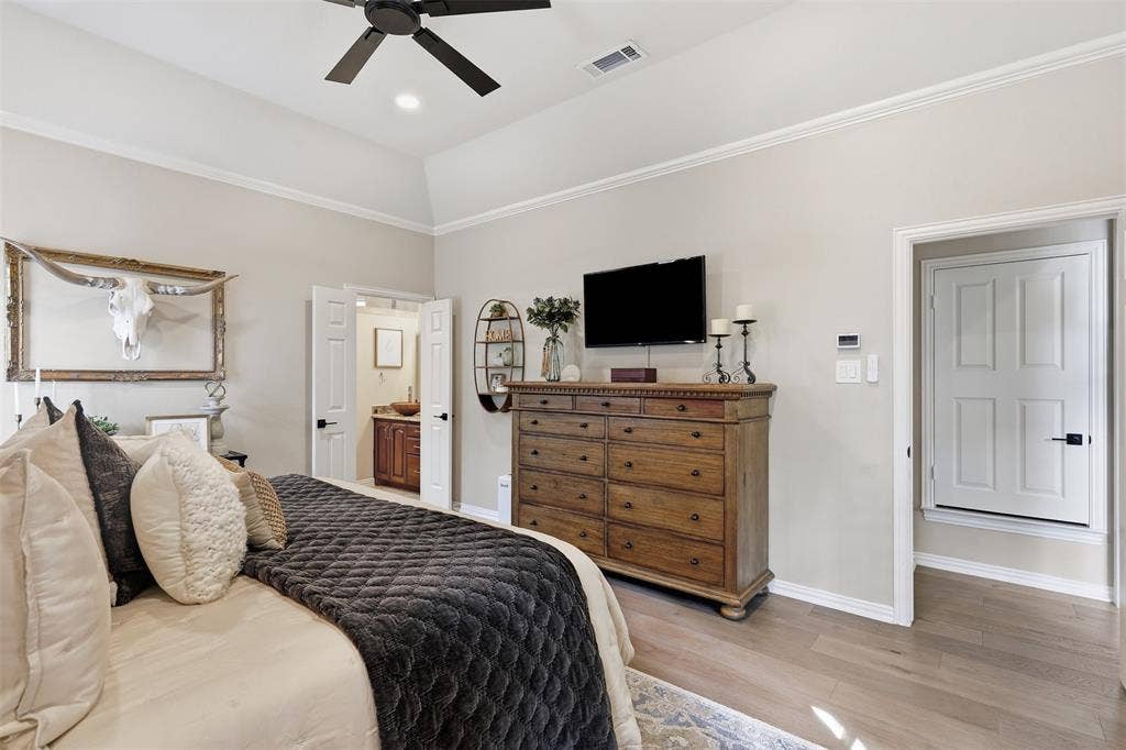 924 Ridge Court, Keller, TX 76248 924 Ridge Court, Keller, TX 76248