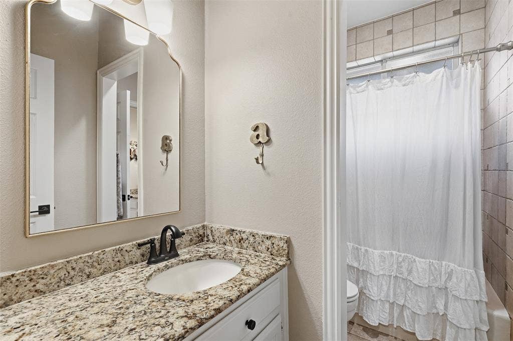 924 Ridge Court, Keller, TX 76248 924 Ridge Court, Keller, TX 76248