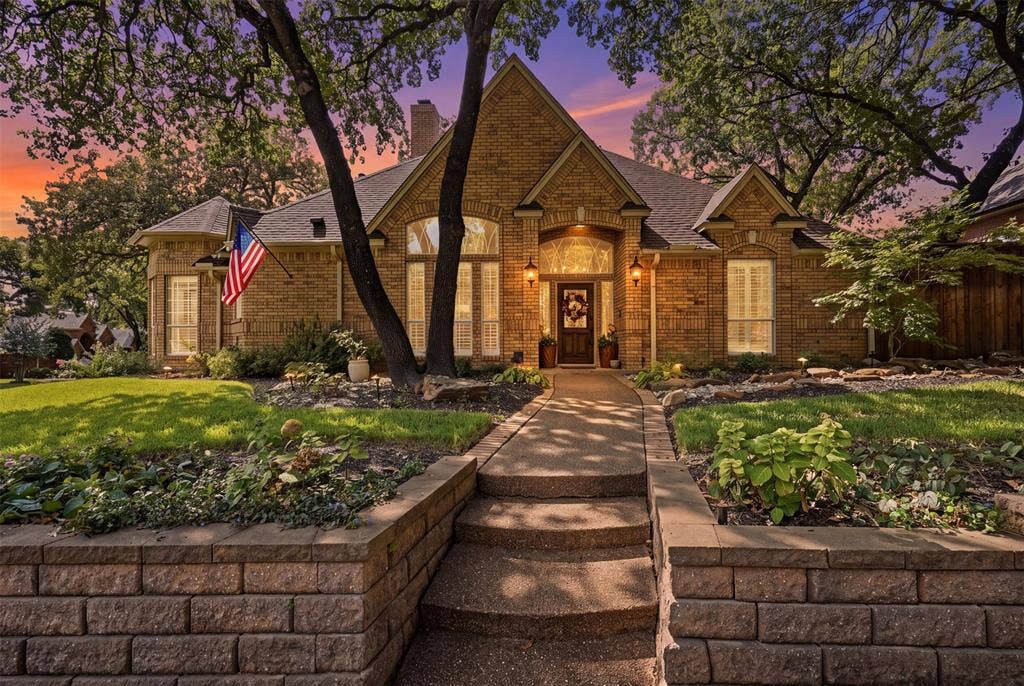 924 Ridge Court, Keller, TX 76248 924 Ridge Court, Keller, TX 76248