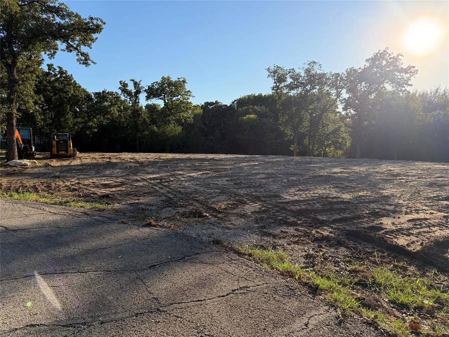 Property photo for 100 Shady Brook Court, Joshua, TX