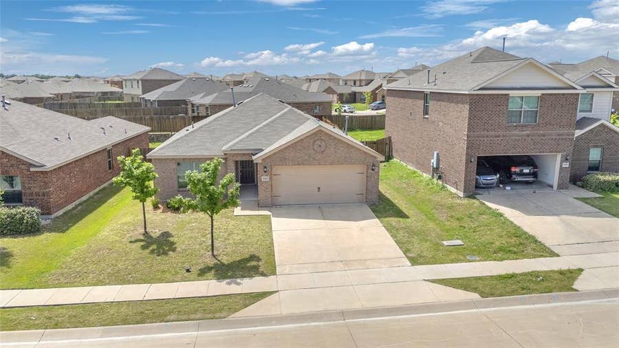Property photo for 3083 Chillingham Drive, Forney, TX