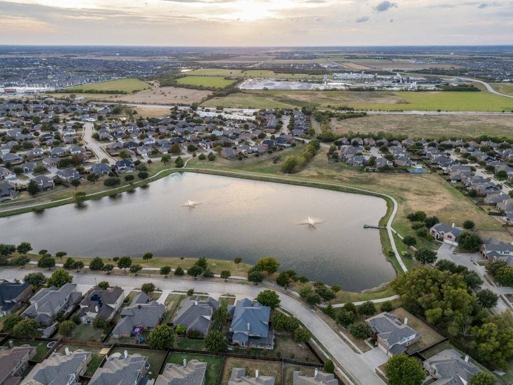 2603 Stallions Lane, Celina, TX 75009 2603 Stallions Lane, Celina, TX 75009