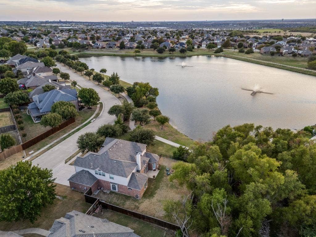 2603 Stallions Lane, Celina, TX 75009 2603 Stallions Lane, Celina, TX 75009