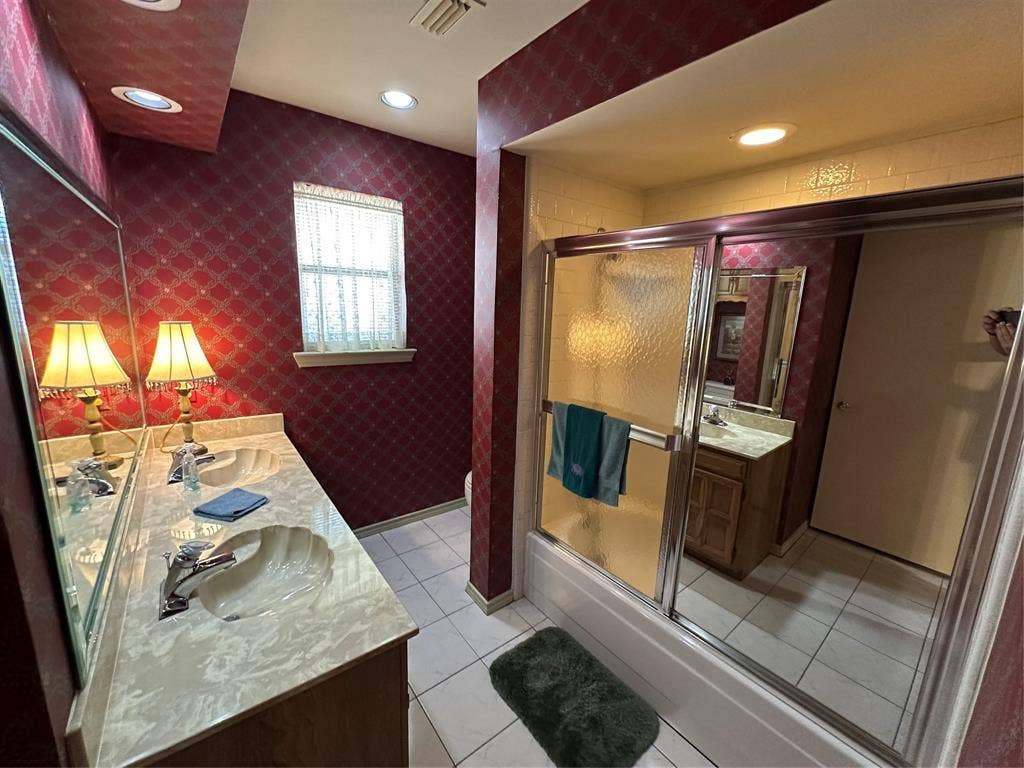 1420 Oxford Place, Mesquite, TX 75149 1420 Oxford Place, Mesquite, TX 75149