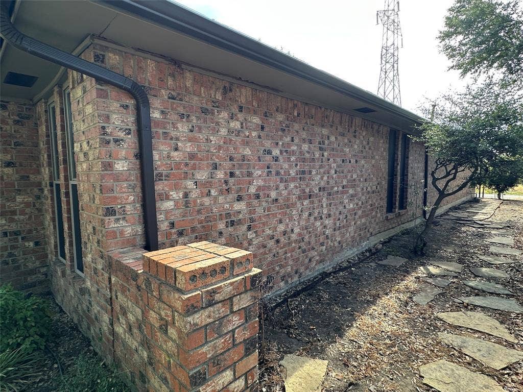 1420 Oxford Place, Mesquite, TX 75149 1420 Oxford Place, Mesquite, TX 75149
