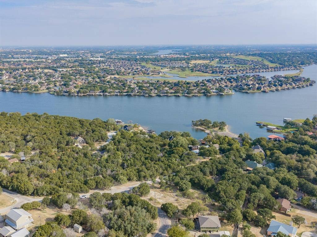 1211 Mountainside Drive, Granbury, TX 76048 1211 Mountainside Drive, Granbury, TX 76048