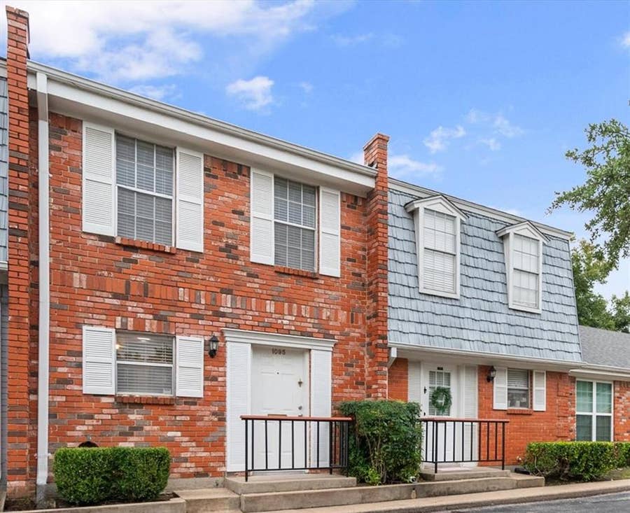 Property photo for 1095 Roaring Springs Road, Fort Worth, TX