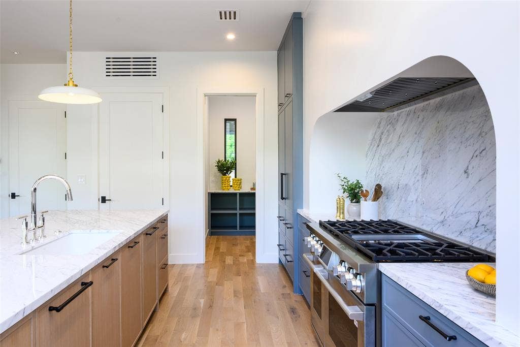 4051 Hawthorne Avenue, Dallas, TX 75219 4051 Hawthorne Avenue, Dallas, TX 75219