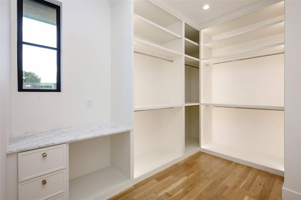 4051 Hawthorne Avenue, Dallas, TX 75219 4051 Hawthorne Avenue, Dallas, TX 75219