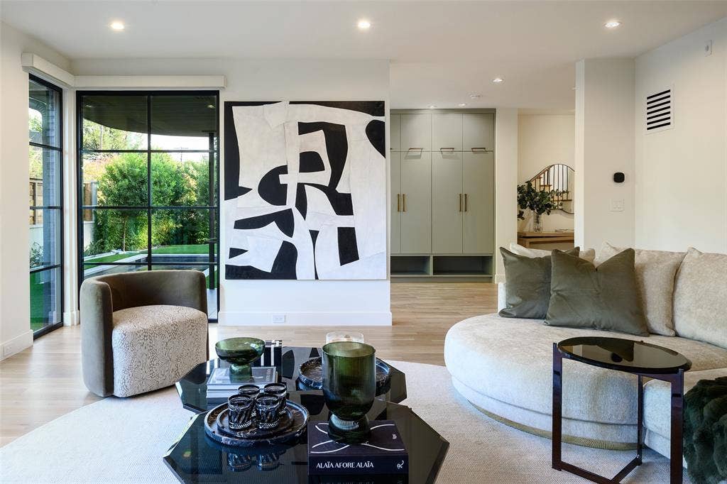 4051 Hawthorne Avenue, Dallas, TX 75219 4051 Hawthorne Avenue, Dallas, TX 75219