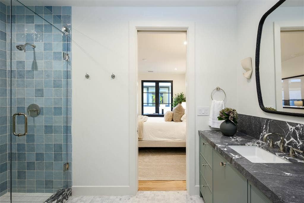4051 Hawthorne Avenue, Dallas, TX 75219 4051 Hawthorne Avenue, Dallas, TX 75219