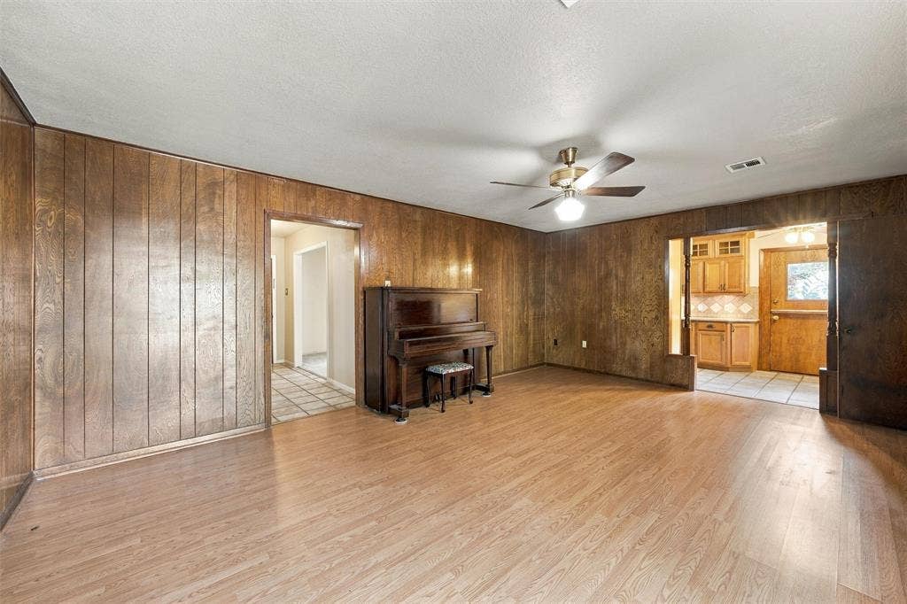 9325 Bryce Drive, Woodway, TX 76712 9325 Bryce Drive, Woodway, TX 76712