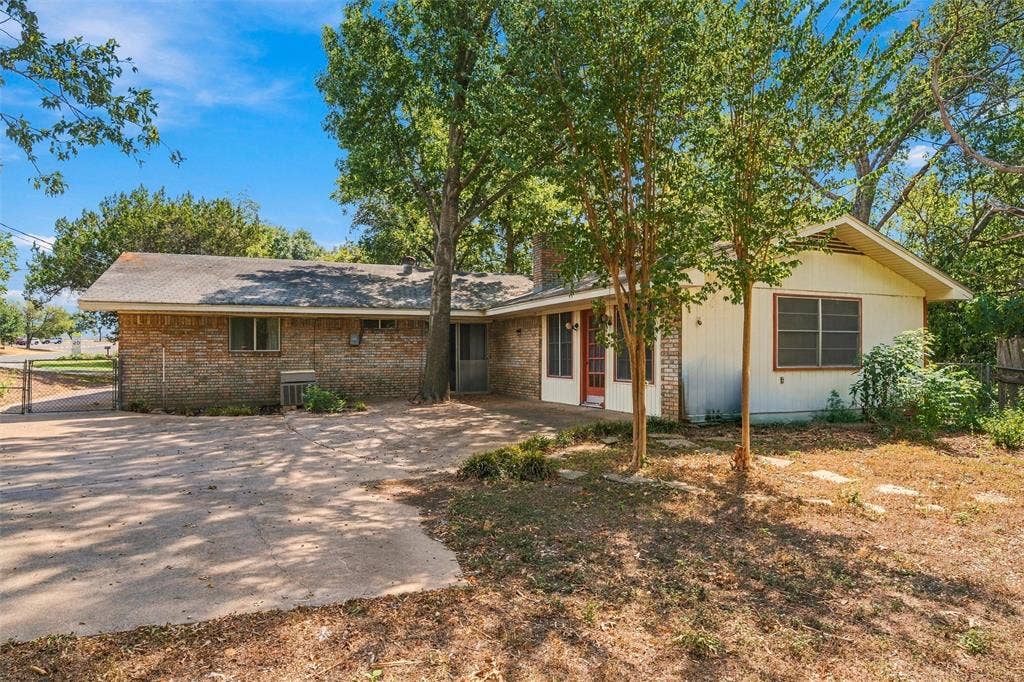 9325 Bryce Drive, Woodway, TX 76712 9325 Bryce Drive, Woodway, TX 76712