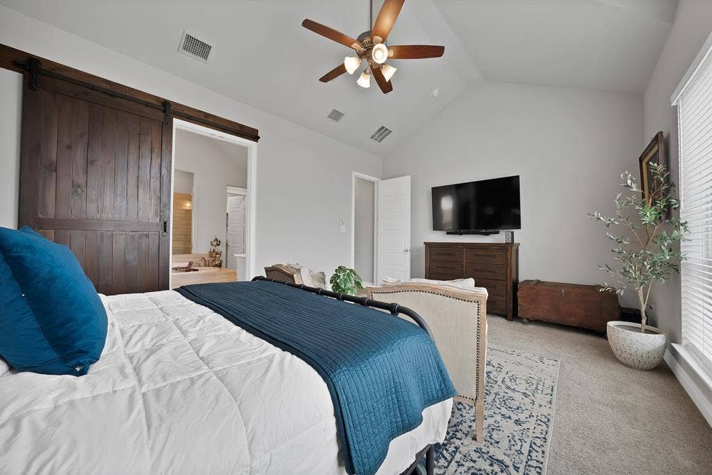 3817 Redbud Drive, Aubrey, TX 76227