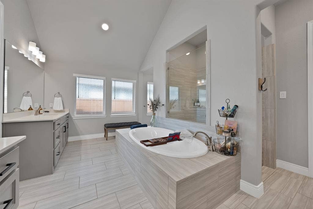 3817 Redbud Drive, Aubrey, TX 76227