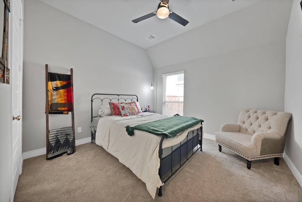 3817 Redbud Drive, Aubrey, TX 76227