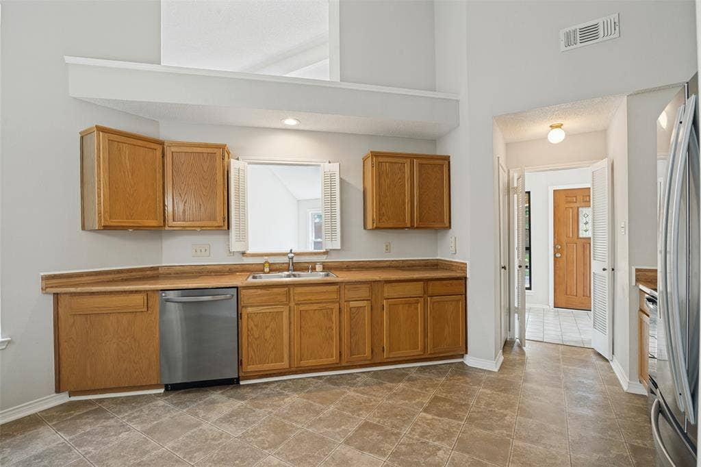 3801 Suffolk Lane, Plano, TX 75023 3801 Suffolk Lane, Plano, TX 75023