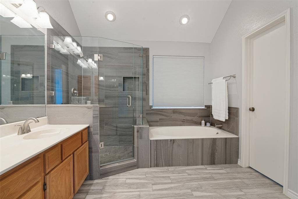 3801 Suffolk Lane, Plano, TX 75023 3801 Suffolk Lane, Plano, TX 75023