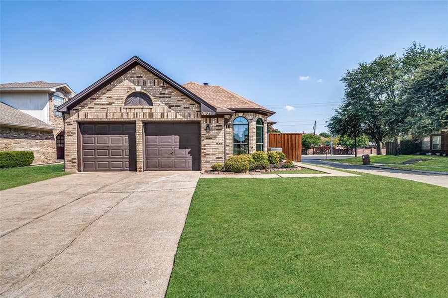 Property photo for 3801 Suffolk Lane, Plano, TX