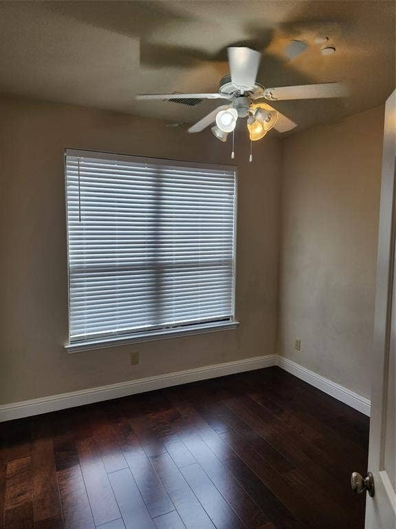 5720 Robbie Road, Plano, TX 75024 2nd bedroom