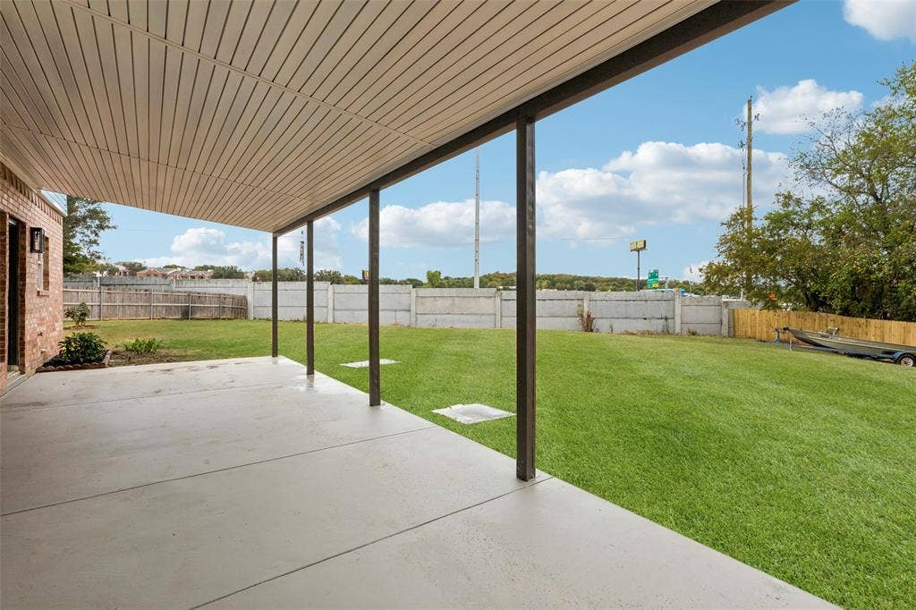 7108 Cadillac Boulevard, Arlington, TX 76016 7108 Cadillac Boulevard, Arlington, TX 76016