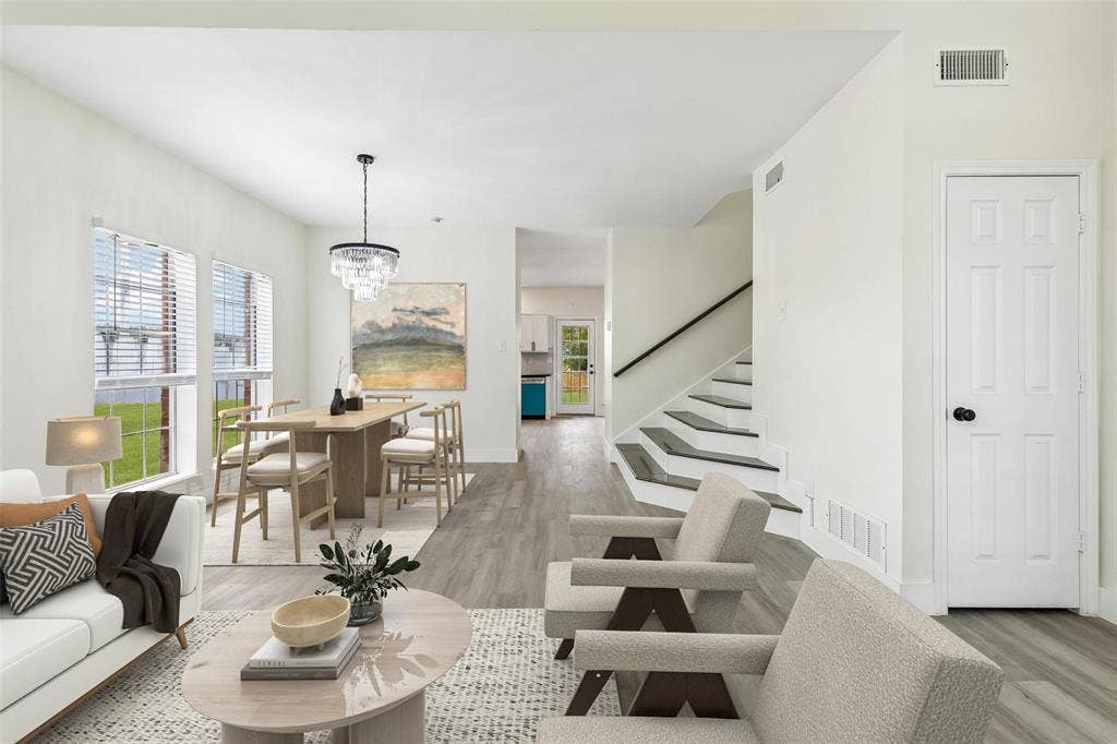 7108 Cadillac Boulevard, Arlington, TX 76016 Virtually Staged Photos