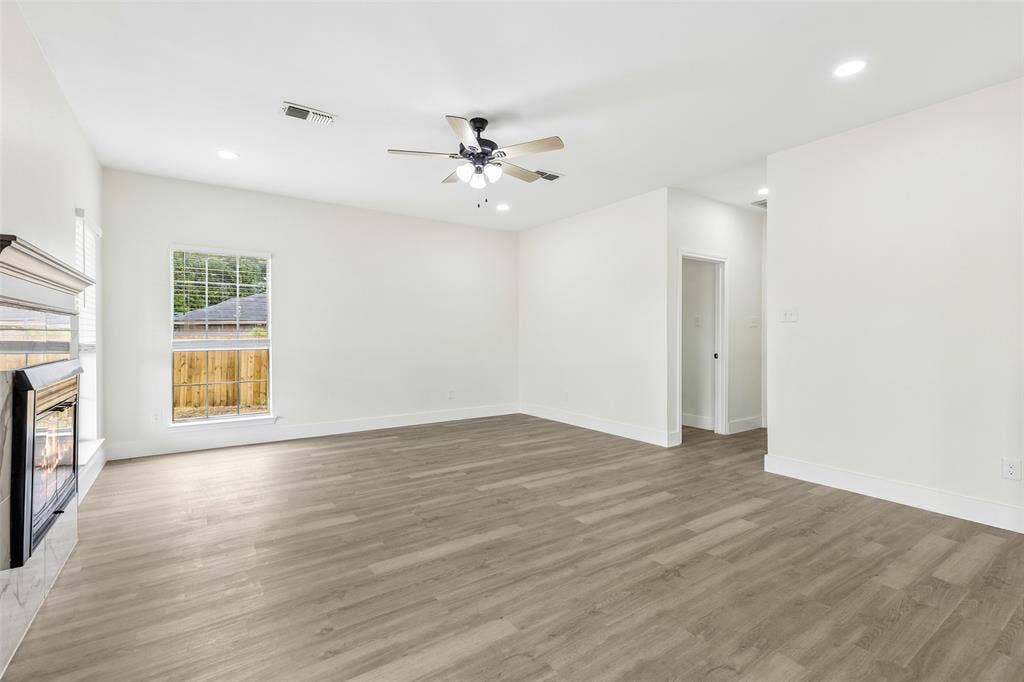 7108 Cadillac Boulevard, Arlington, TX 76016 7108 Cadillac Boulevard, Arlington, TX 76016