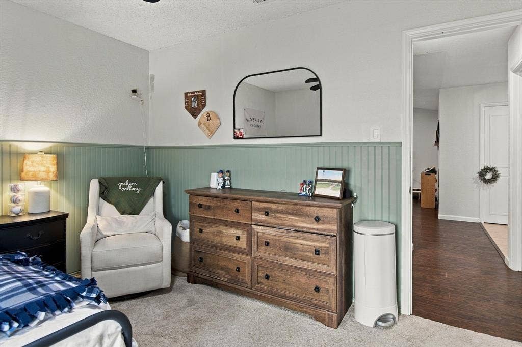 6832 Lyndale Drive, Watauga, TX 76148 6832 Lyndale Drive, Watauga, TX 76148