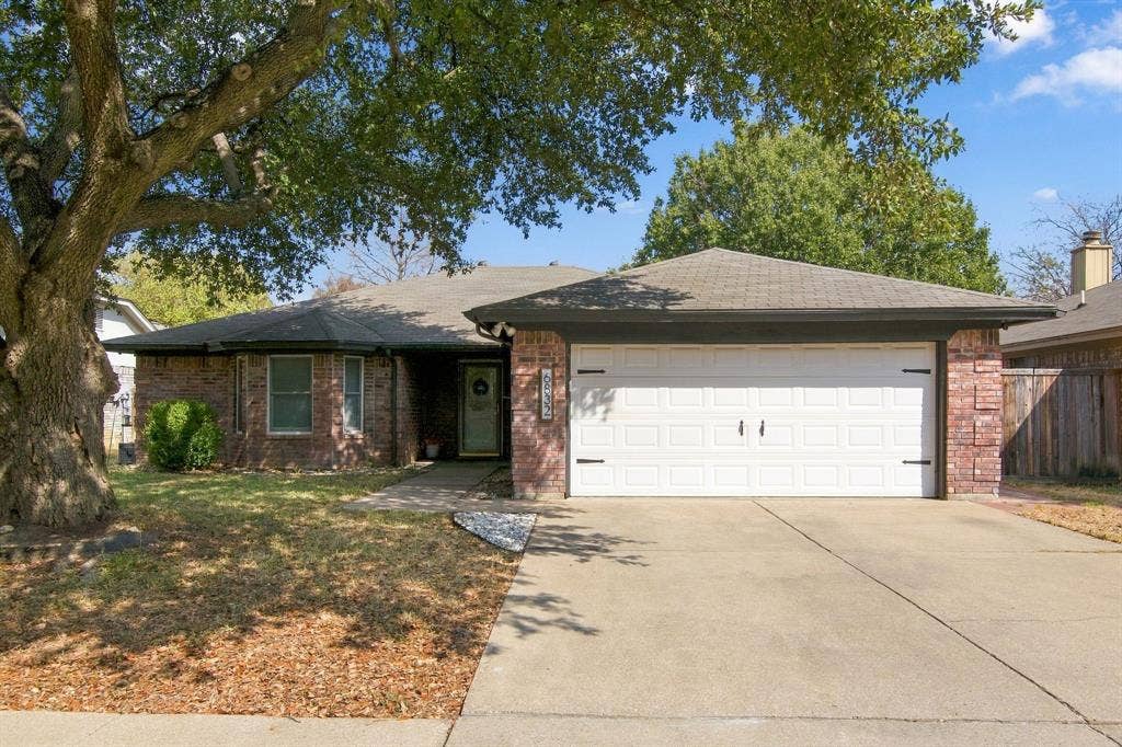 6832 Lyndale Drive, Watauga, TX 76148 6832 Lyndale Drive, Watauga, TX 76148